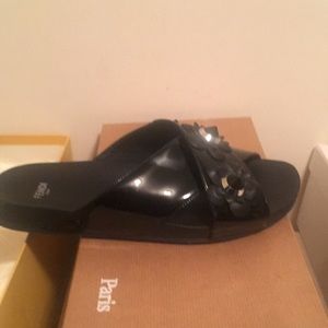 Fendi slides